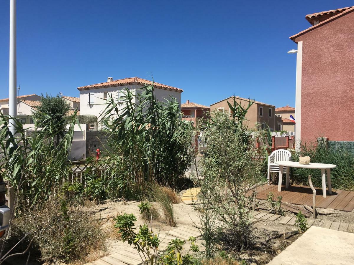 En Camargue Apartment Salin-de-Giraud Ngoại thất bức ảnh